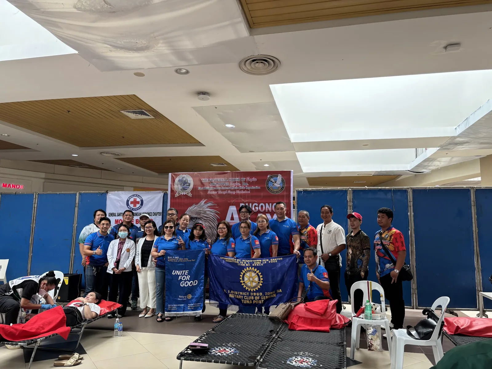 The team at the mobile blood donation hall